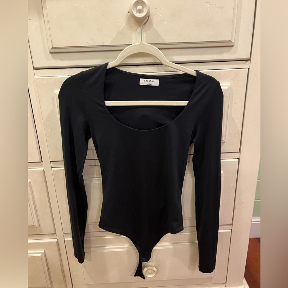 Aritzia Babaton body suit